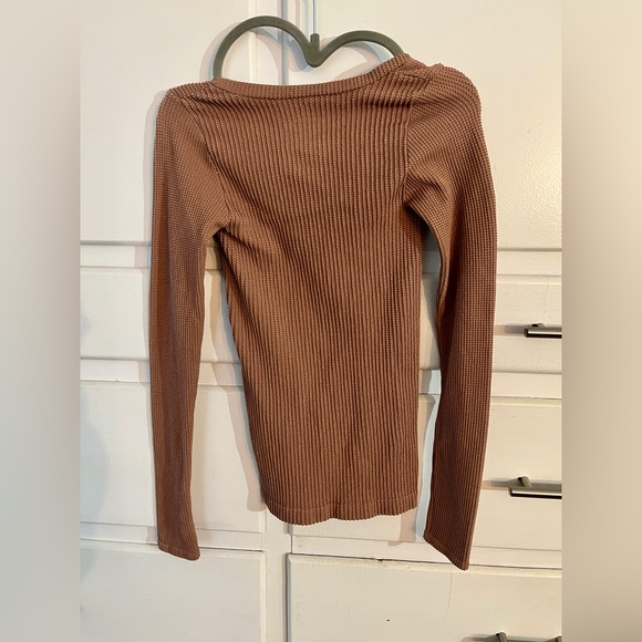 🆕 Free People Clean Slate layering top in brown size M/L - Picture 7 of 11